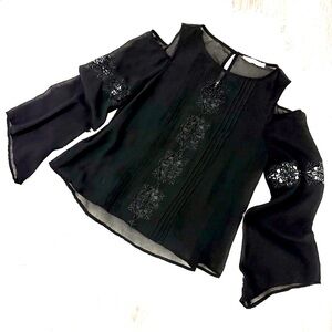 LUSH Lace Cold Shoulder Lace Blouse